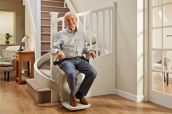 Menu Stairlift curved